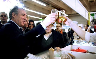 François Bayrou au Salon de l'agriculture de Paris, le 7 mars 2010.