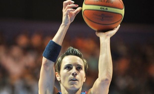 Céline Dumerc, capitaine de l'équipe de France de basket, le 19 juin 2013.
