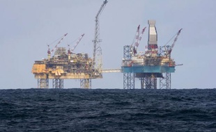 Des plateformes pétrolières. (illustration)