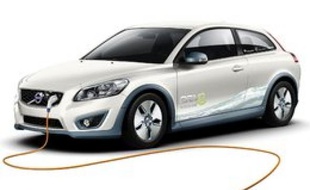 Volvo devrait démarrer la production de ses modèles électriques en 2012