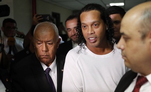 Ronaldinho au Palais de justice d’Asunción, le 6 mars 2020.