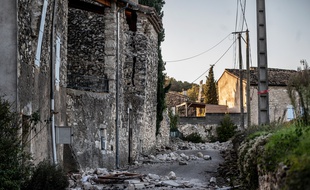 Au Teil, épicentre du séisme qui a secoué la Drôme Ardèche le 11 novembre 2019.