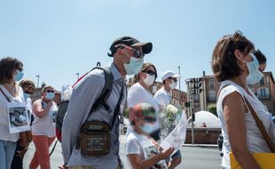 Cédric Jubillar, lors d'une marche blanche pour sa femme Delphine, disparue dans la nuit du 15 au 16 décembre 2020, à Cagnac-les-Mines.