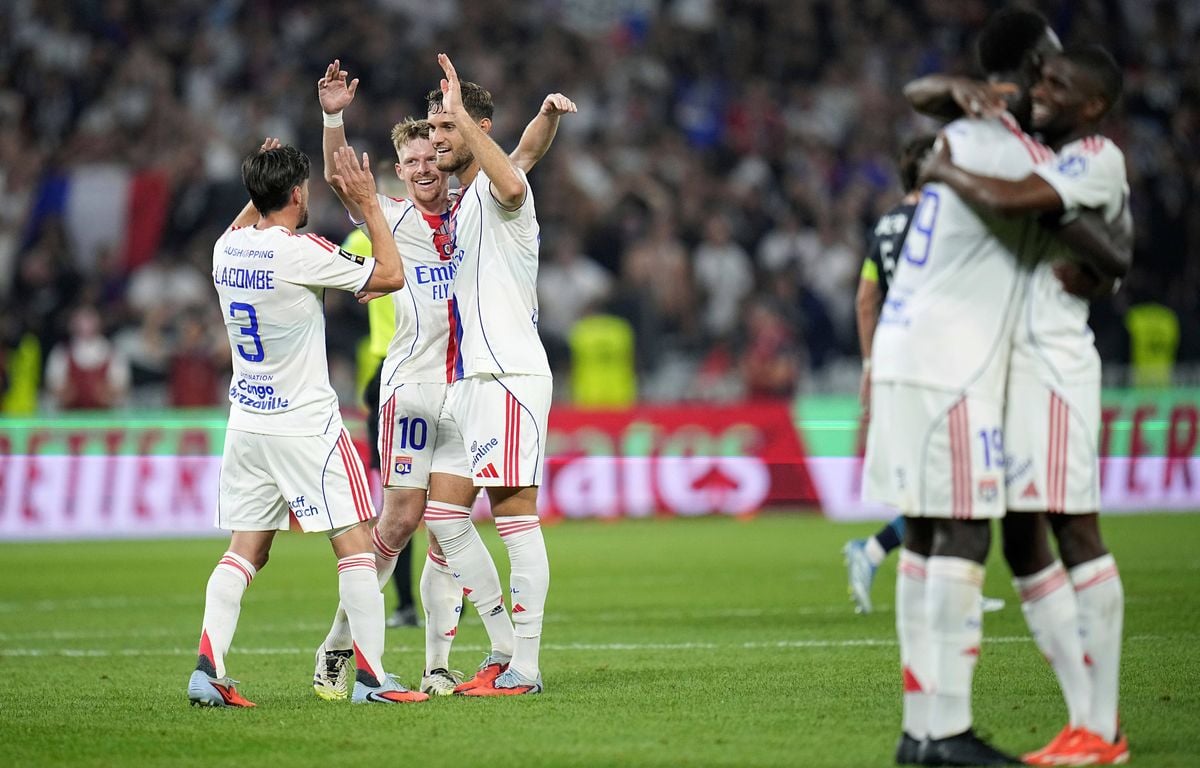 EN DIRECT Lille - OL : Les Lyonnais vont-ils continuer à bluffer la Ligue 1 ?... Suivez le match avec nous
