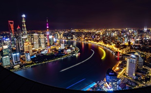 La ville de Shanghai de nuit, en novembre 2018.