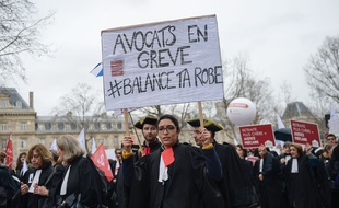 Manifestation des avocats en février 2020 contre la réforme des retraites.