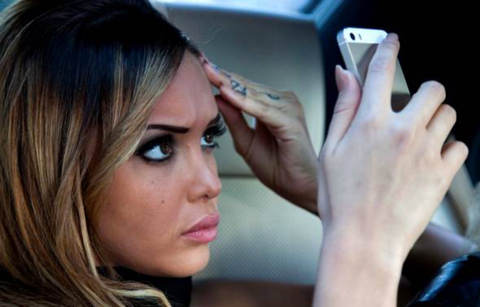 Sans Filtre Nabilla Date De Sortie Nabilla: Sans maquillage ni filtre Instagram, elle dévoile une photo