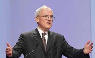 Jean-Bernard Lévy, président du directoire du groupe diversifié Vivendi (médias, télécoms, jeux video) quitte le groupe, soumis à de fortes turbulences, selon une information publiée sur le site du Figaro.fr.