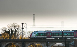 Le trafic s'améliore encore sur le réseau SNCF lundi 13 janvier, 40e jour de grève contre la réforme des retraites.