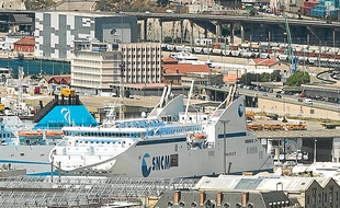 La flotte devrait être ramenée à 8 navires en 2014 contre 9 aujourd'hui.