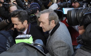 Kevin Spacey devant le tribunal de Nantucket, dans le Massachussets, en janvier 2019.
