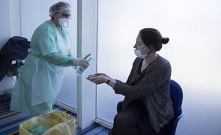 Les personnes immunodéprimés vont pouvoir recevoir un traitement préventif au Coronavirus. (Illustration)
