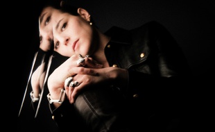 La chanteuse Jehnny Beth.