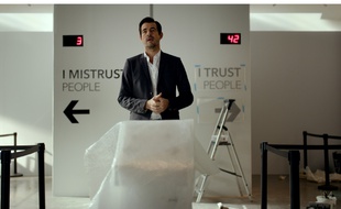 Claes Bang dans The Square de Ruben Östlund
