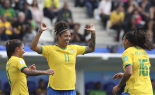 Triple buteuse ce dimanche face à la Jamaïque, Cristiane a éclaboussé le stade des Alpes de son talent.