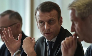 Le ministre de l'Économie Emmanuel Macron, à Strasbourg, le 11 avril 2016