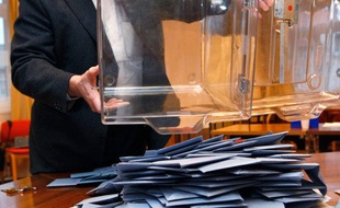 Un bureau de vote alsacien, après le premier tour des régionales, le 14 mars 2010