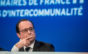 François Hollande au Congrès des maires de France à Paris le 2 juin 2016.