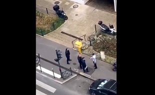 Le contrôle d'attestation de sortie à Asnières-sur-Seine devenu viral, le 18 mars 2020.