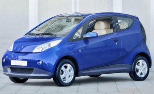 La voiture de Bolloré sera fabriquée à Turin (Italie), les batteries le seront en Bretagne.