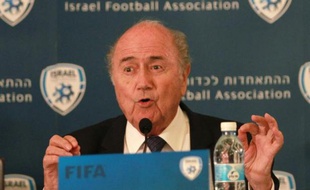 Le président de la Fifa, Sepp Blatter lors d'une conférence de presse, le 19 mai 2015 à Jérusalem