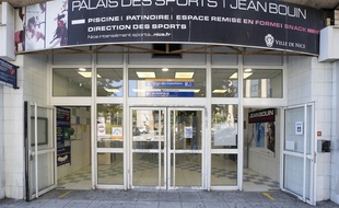 L'entrée du palais des sports Jean-Bouin, à Nice