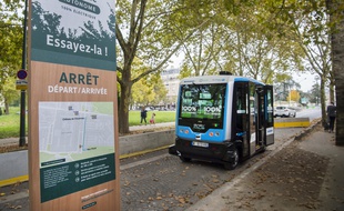 Deux véhicules autonomes 100% électriques seront mis en service pendant 6 mois à partir du 17 novembre au bois de Vincennes.