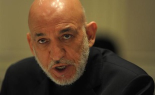 Des services secrets étrangers sont "derrière" l'attaque suicide qui a fait 21 morts vendredi soir à Kaboul, a affirmé dimanche le Conseil de sécurité nationale afghan, présidé par le président Hamid Karzaï, une accusation semblant viser le Pakistan voisin.