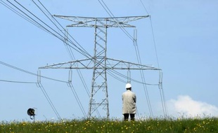 La France importera cet hiver de moindres quantités d'électricité qu'il y a un an, malgré une hausse sensible de la consommation, a indiqué jeudi le Réseau de Transport d'Electricité (RTE), en jugeant que le risque de coupure était "modéré".
