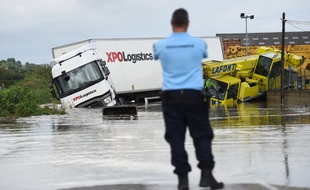 Une personne est toujours disparue au lendemain des violents orages et des pluies record qui ont frappé le Gard.