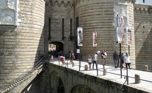 A Nantes le 20 aout 2014-Le chateau des ducs de bretagne a recu la visite de beaucoup de touristes cet ete