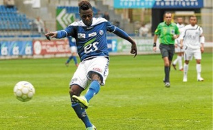 Le Guinéen Saidou Sow, ici lors du match contre Forbach, n'a pas encore toujours le geste juste.