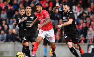 A l'image du Gabonais Denis Bouanga, auteur d'un superbe but après la reprise, les Nîmois ont étouffé le Stade Rennais.