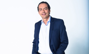 Denis Balbir va commenter le match de ce dimanche pour M6.