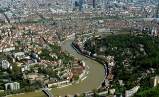 Une vue aérienne de Lyon, le 19 avril 2016