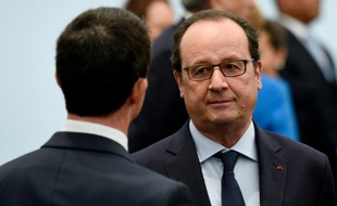 Manuel Valls et François Hollande le 30 novembre 2015 lors de la Cop21 au Bourget