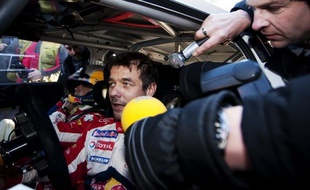 "On s'est mal compris. Je suis parti à gauche sûr de moi et c'était à droite", a déclaré vendredi Sébastien Loeb au lendemain de sa sortie de route due à une mésentente avec son copilote Daniel Elena, au rallye du Portugal.