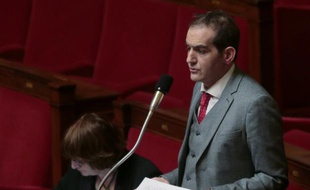 Le député socialiste Pouria Amirshahi à Paris le 8 février 2016