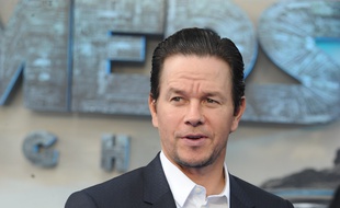 L'acteur Mark Wahlberg à l'avant-première de Transformers: The Last Knight à Londres