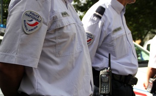 Des photos et coordonnées de policiers rennais ont été diffusées sur Internet.