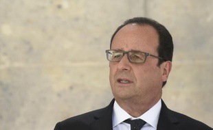 Le président de la République François Hollande s'exprime au ministère de la Défense le 13 juillet 2015 à Paris