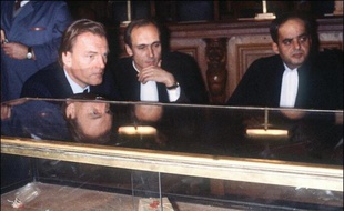 A bientôt 70 ans, l'ex-gangster Alain Caillol raconte dans un livre paru jeudi l'enlèvement du baron Empain en 1978, le "syndrome de Stockholm inversé" des ravisseurs, "l'acte manqué" qui l'a mené en prison et la poignée de main, 30 ans après, avec sa victime.