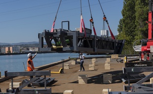 Un parc d'hydroliennes fluviales va être installé dès ce mois d'octobre 2018 sur le Rhône à Caluire, près de Lyon.