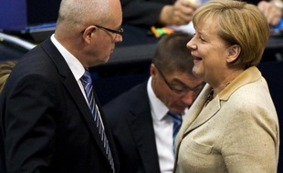 Un cacique du parti conservateur d'Angela Merkel ne s'attend pas à un assouplissement du traité budgétaire européen, même en cas de victoire du candidat socialiste François Hollande à la présidentielle française