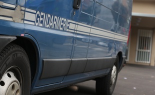 Strasbourg le 18 09 2014. Illustration véhicule de la gendarmerie devant le Palais de justice de Strasbourg.