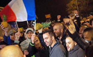 Des fans de Dieudonné le 9 janvier 2014 à Nantes.