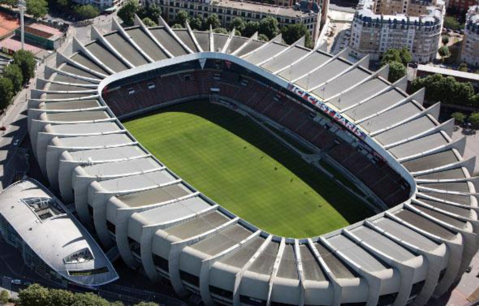 Pourquoi les stades français gardent leurs vieux noms?