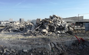 Le site de l'ancien Marché d'intérêt national (MIN) de Nantes en cours de démolition.