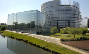 Réalisés en 2013 dans le plus vieux bâtiment du Parlement européen, les travaux s'étaient poursuivi deux semaines malgré la suspicion de présence d'amiante. (Archives)