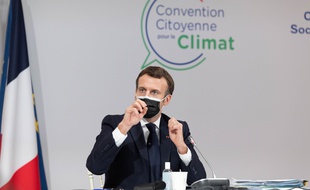 Le président français Emmanuel Macron lors d'une nouvelle rencontre avec les membres de la convention citoyenne sur le climat, le 14 décembre.